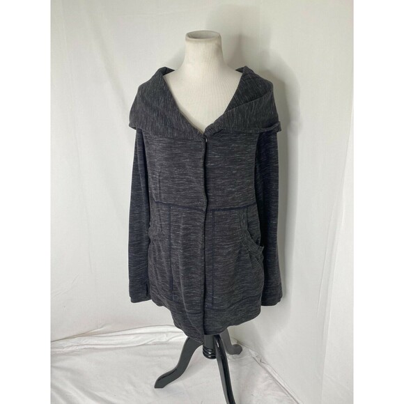 Lululemon Women’s Jacket Grey Black Athletica Hooded Button Sweatshirt Size 6 - Picture 2 of 8